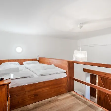 Bpr Esteve Sqr With A/c Apartamento Budapest